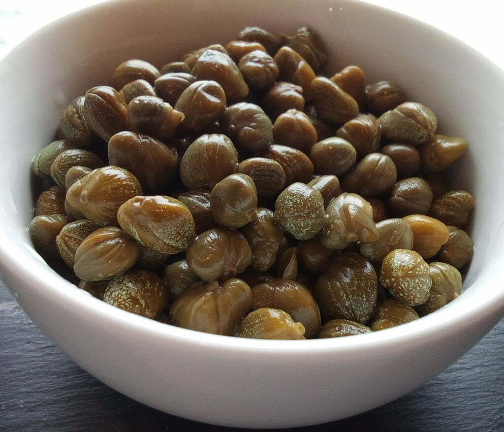 A bowl of capers